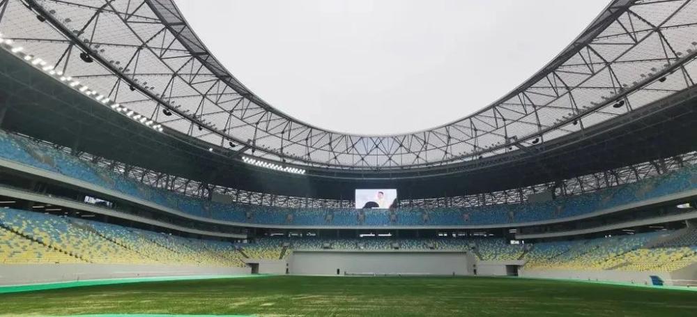  第戎市政府收回球场管理权，公共服务争议持续发酵  